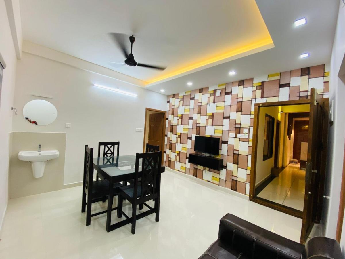 Hotel Nujoom Rooms & Apartments Kochi Dış mekan fotoğraf