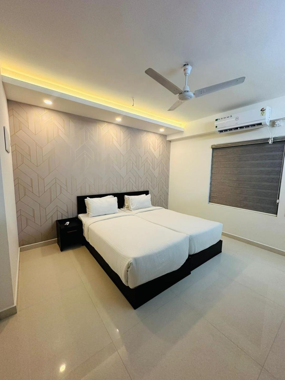 Hotel Nujoom Rooms & Apartments Kochi Dış mekan fotoğraf