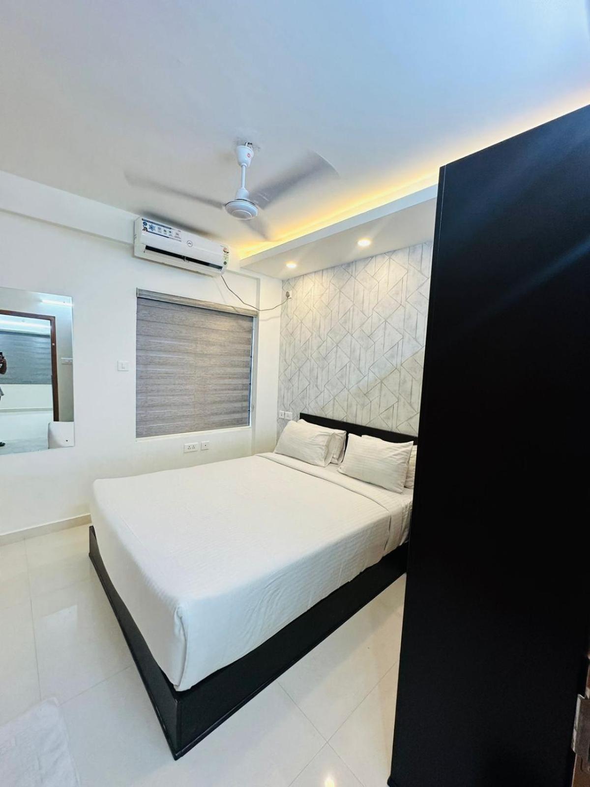 Hotel Nujoom Rooms & Apartments Kochi Dış mekan fotoğraf