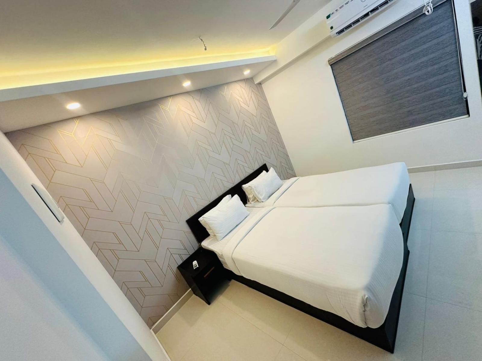 Hotel Nujoom Rooms & Apartments Kochi Dış mekan fotoğraf